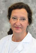 Fr. Dr. Wiltrud Brokate - Oberärztin der Klinik für Orthopädie, Unfall- und Wiederherstellungschirurgie (SHK)