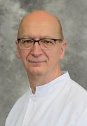 Dr. med. Karl-Anton Langer - Chefarzt der Klinik für Anästhesie und operative Intensivtherapie (SHK)