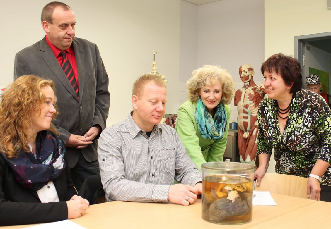Landr&auml;tin Birgit Keller im Gespr&auml;ch mit Akteuren (Foto: Anne Hagedorn / SHK)