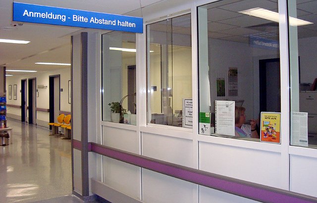 Anmeldung der Klinik für Radioonkologie/Strahlentherapie (Foto: SHK) Anmeldung der Klinik für Radioonkologie/Strahlentherapie (Foto: SHK)