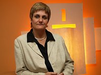 Frau Lipski im "Raum der Stille" (SHK)