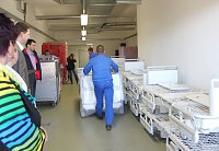Lieferung der neuen Krankenhausbetten (Anne Hagedorn / SHK)