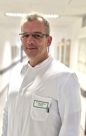 Dr. med. Daniel Bittner - Chefarzt der Klinik für Neurologie Dr. med. Daniel Bittner - Chefarzt der Klinik für Neurologie